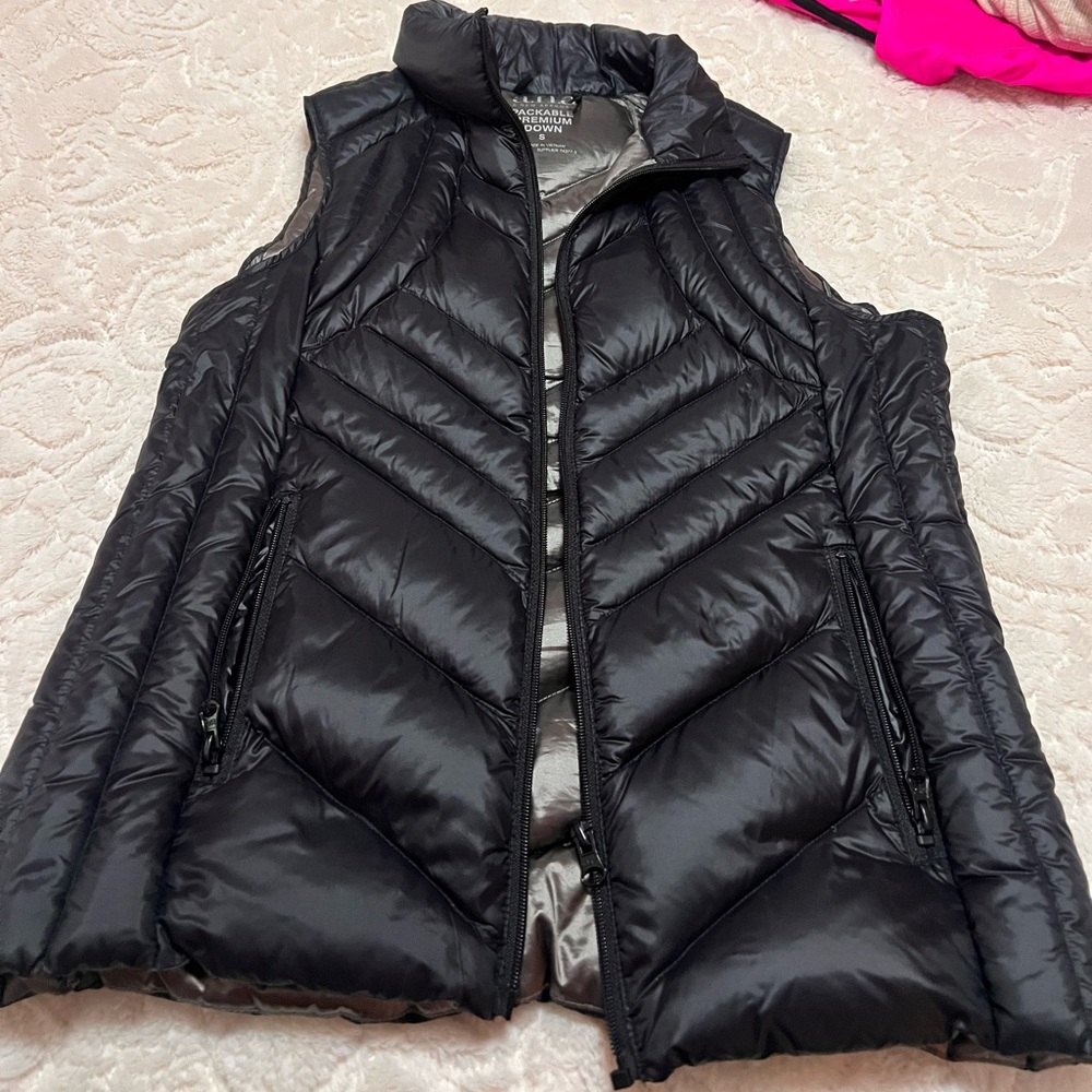 A.N.A. Black puffy vest